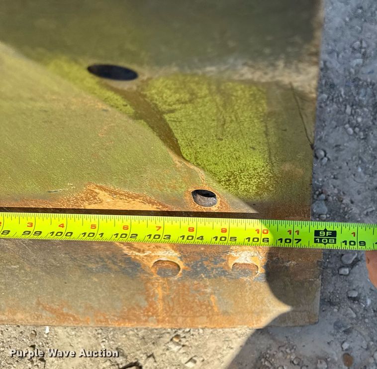 image for item EM3756 Rhino R950 blade