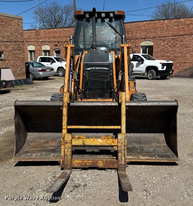 image for item EM3757 2014 Case 570N XT industrial tractor
