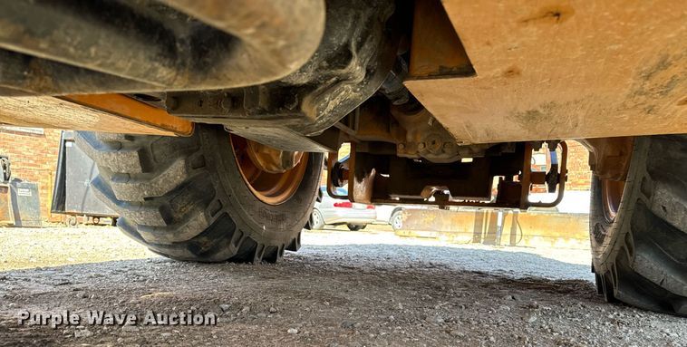 image for item EM3757 2014 Case 570N XT industrial tractor