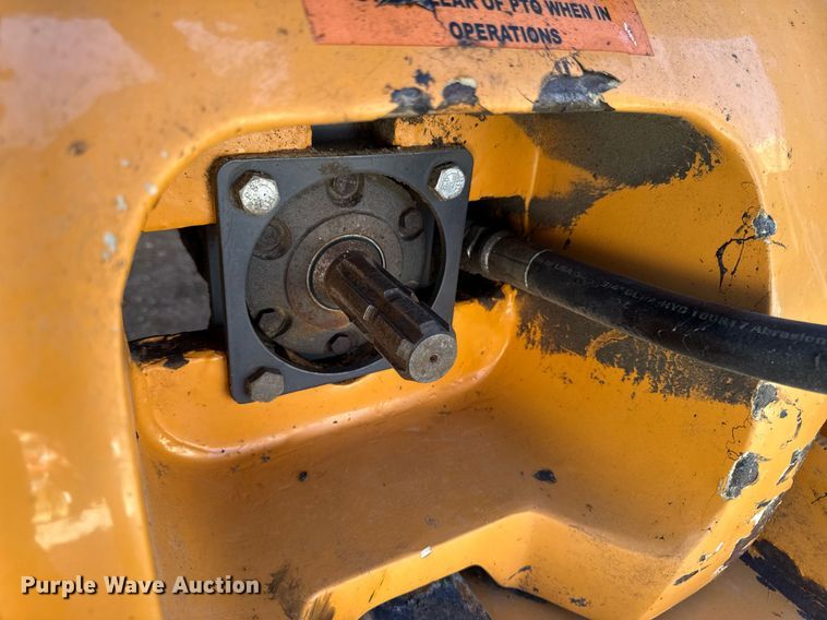 image for item EM3757 2014 Case 570N XT industrial tractor