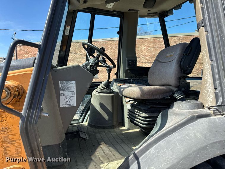 image for item EM3757 2014 Case 570N XT industrial tractor