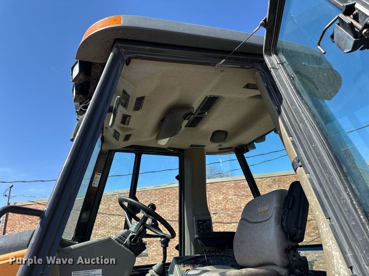 image for item EM3757 2014 Case 570N XT industrial tractor