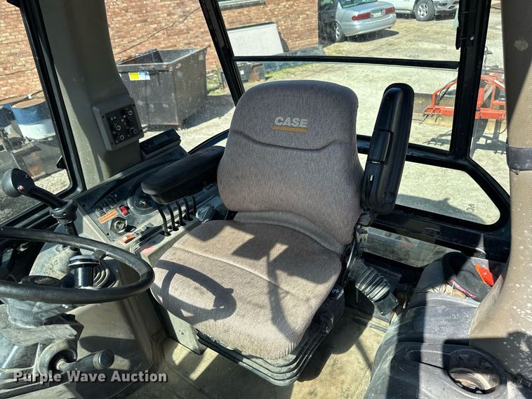 image for item EM3757 2014 Case 570N XT industrial tractor