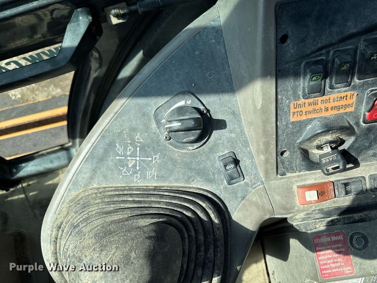 image for item EM3757 2014 Case 570N XT industrial tractor