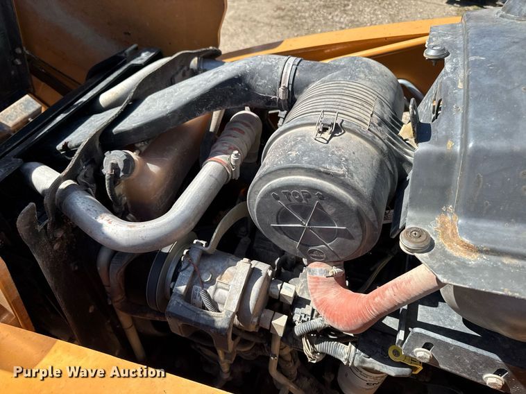 image for item EM3757 2014 Case 570N XT industrial tractor