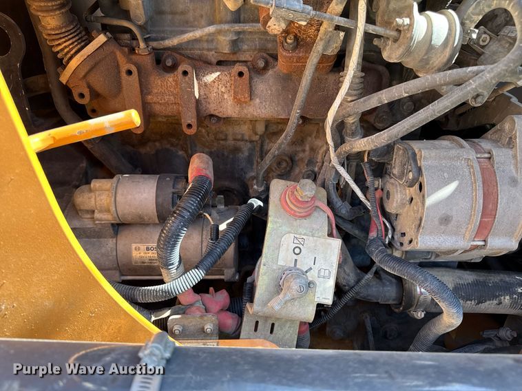 image for item EM3757 2014 Case 570N XT industrial tractor