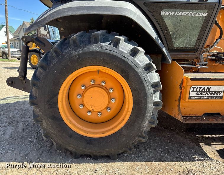 image for item EM3757 2014 Case 570N XT industrial tractor