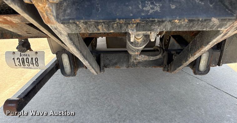 image for item EM3759 2011 Isuzu NPR refrigerated truck