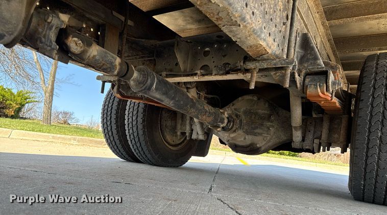 image for item EM3759 2011 Isuzu NPR refrigerated truck