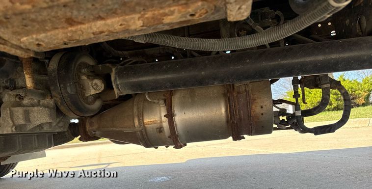 image for item EM3759 2011 Isuzu NPR refrigerated truck