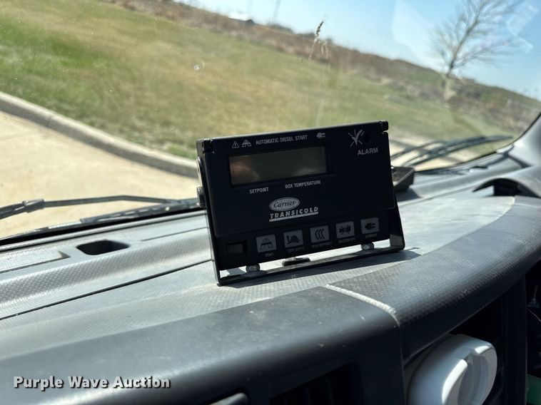 image for item EM3759 2011 Isuzu NPR refrigerated truck