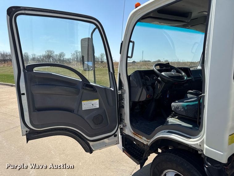 image for item EM3759 2011 Isuzu NPR refrigerated truck