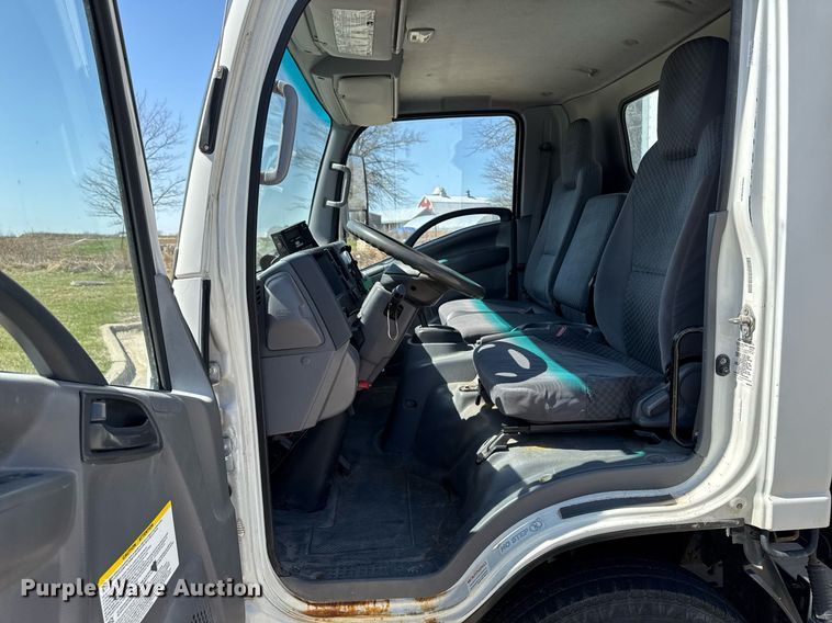 image for item EM3759 2011 Isuzu NPR refrigerated truck