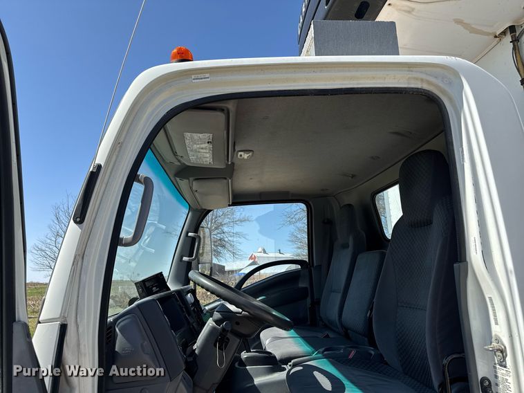 image for item EM3759 2011 Isuzu NPR refrigerated truck