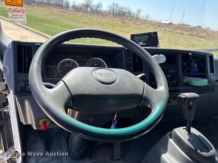 image for item EM3759 2011 Isuzu NPR refrigerated truck