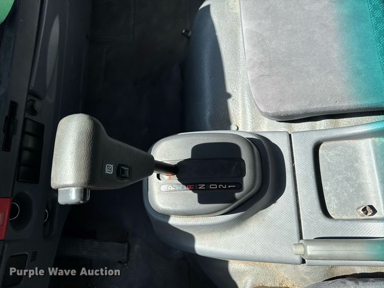 image for item EM3759 2011 Isuzu NPR refrigerated truck