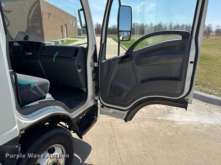 image for item EM3759 2011 Isuzu NPR refrigerated truck