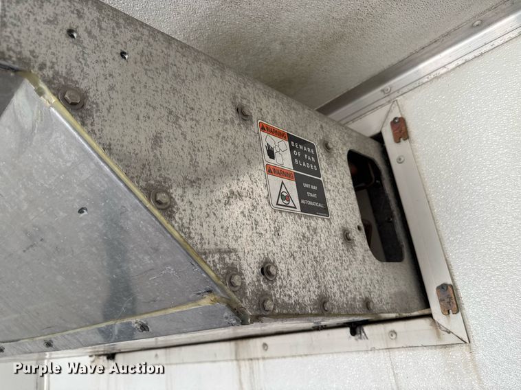 image for item EM3759 2011 Isuzu NPR refrigerated truck