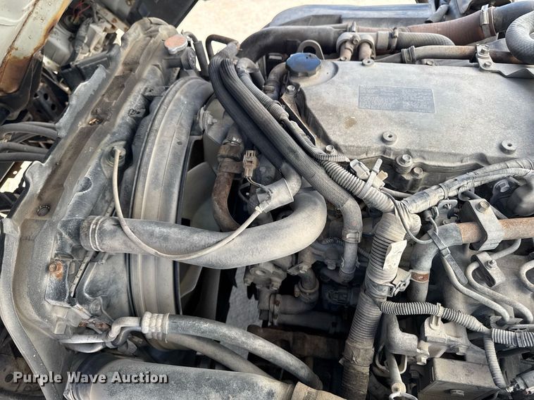 image for item EM3759 2011 Isuzu NPR refrigerated truck