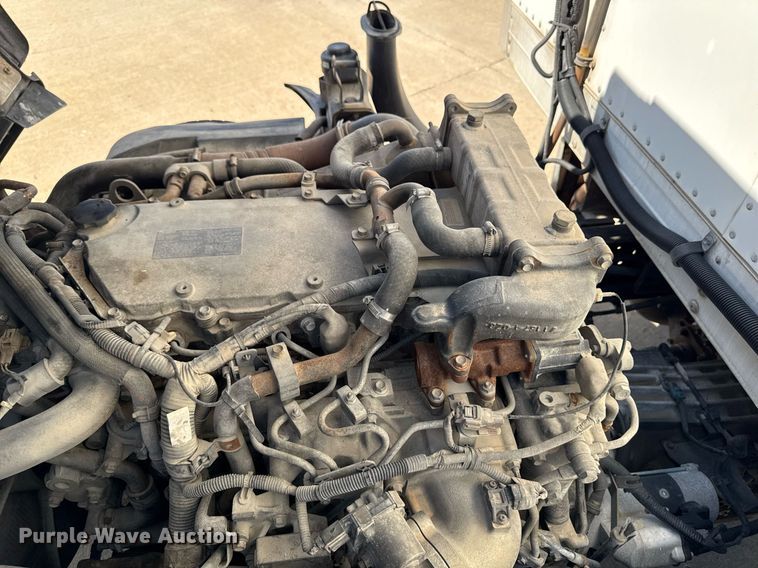 image for item EM3759 2011 Isuzu NPR refrigerated truck