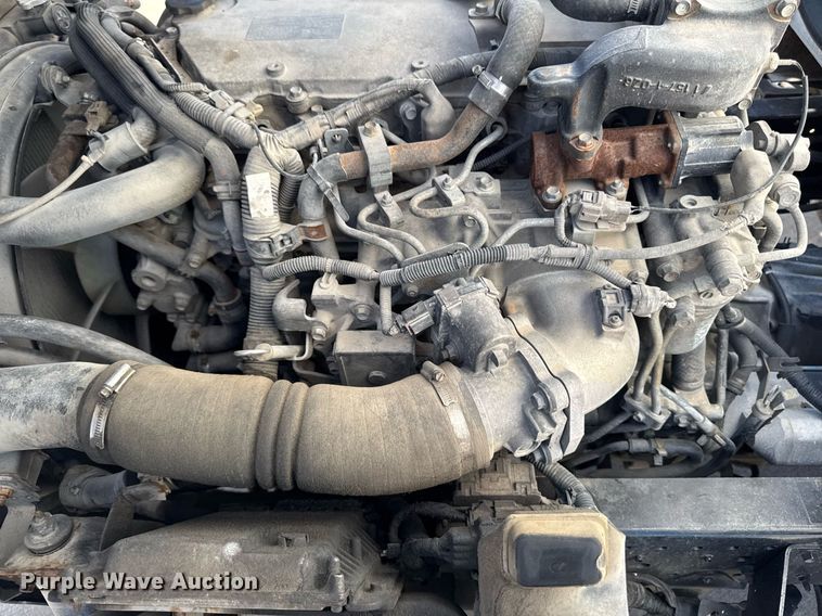 image for item EM3759 2011 Isuzu NPR refrigerated truck