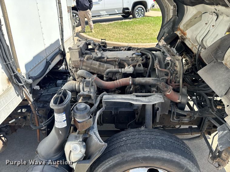 image for item EM3759 2011 Isuzu NPR refrigerated truck