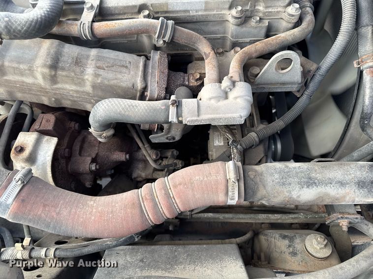 image for item EM3759 2011 Isuzu NPR refrigerated truck