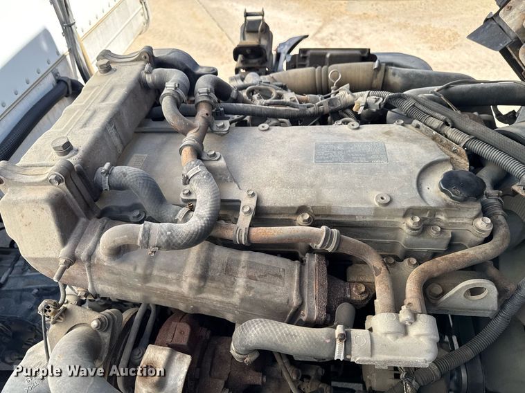 image for item EM3759 2011 Isuzu NPR refrigerated truck