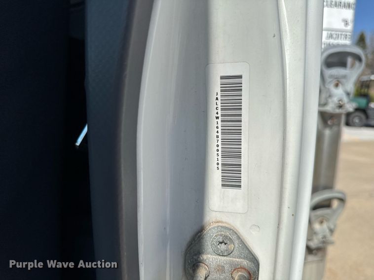 image for item EM3759 2011 Isuzu NPR refrigerated truck