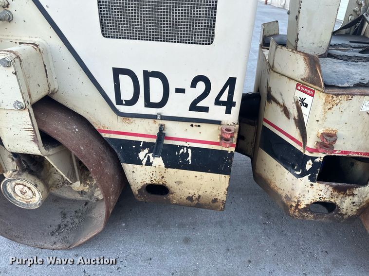image for item EN3011 1993 Ingersoll Rand  DD24 double drum vibratory roller