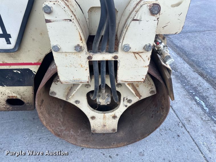 image for item EN3011 1993 Ingersoll Rand  DD24 double drum vibratory roller