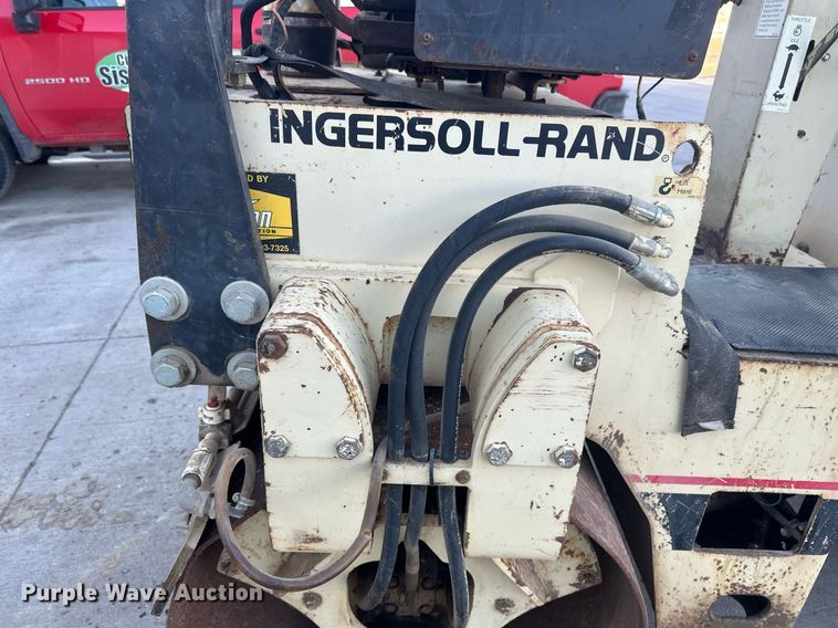 image for item EN3011 1993 Ingersoll Rand  DD24 double drum vibratory roller