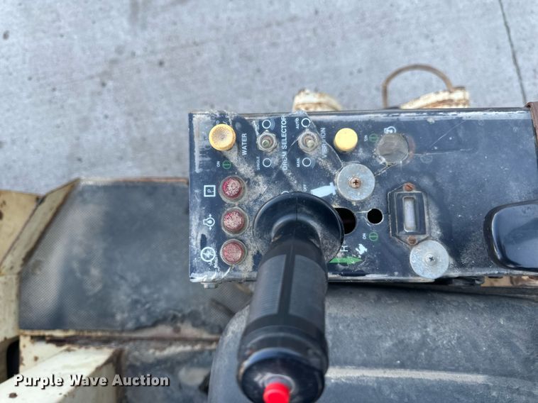 image for item EN3011 1993 Ingersoll Rand  DD24 double drum vibratory roller