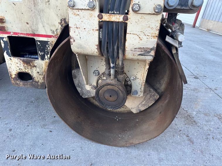 image for item EN3011 1993 Ingersoll Rand  DD24 double drum vibratory roller