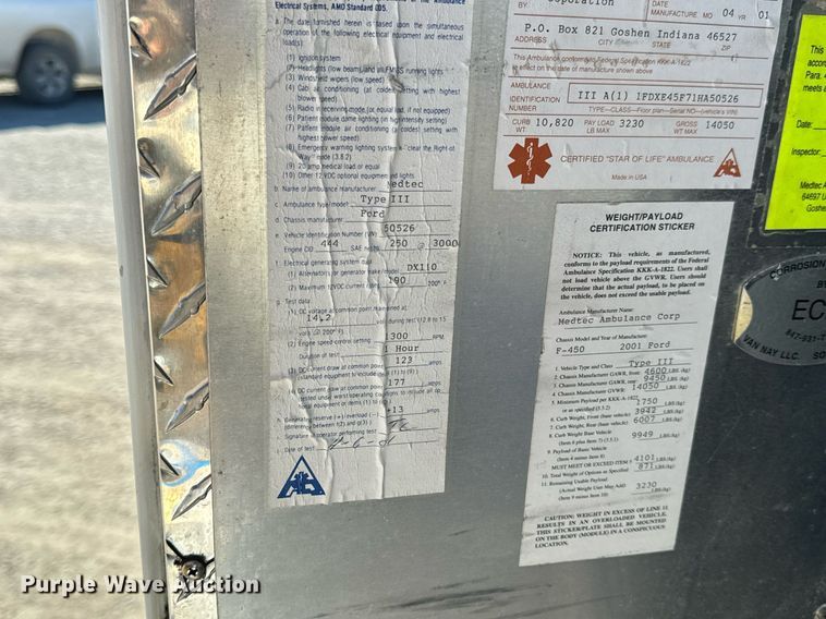 image for item EN5115 2001 Ford E450 Super Duty ambulance
