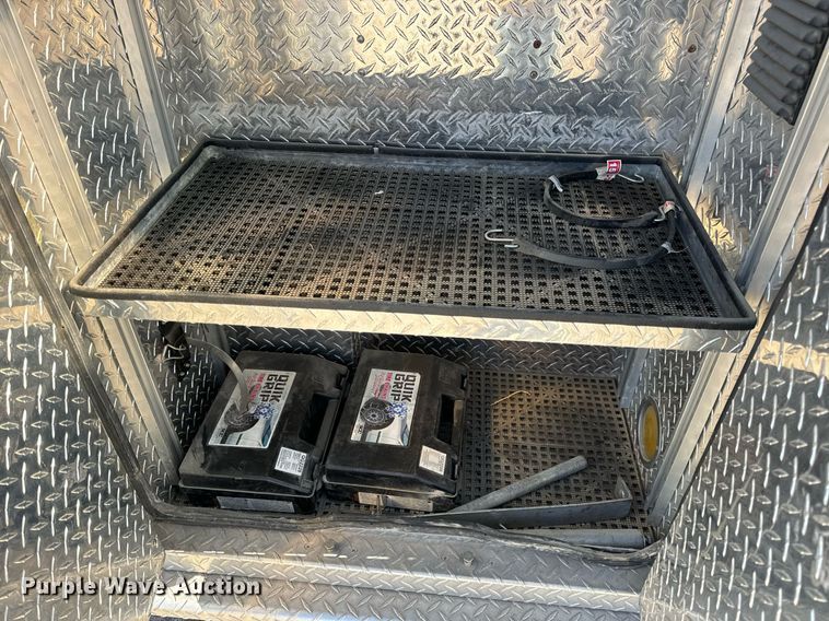 image for item EN5115 2001 Ford E450 Super Duty ambulance