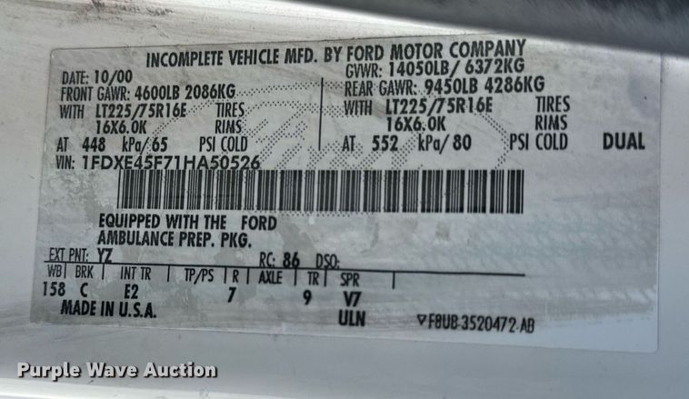 image for item EN5115 2001 Ford E450 Super Duty ambulance