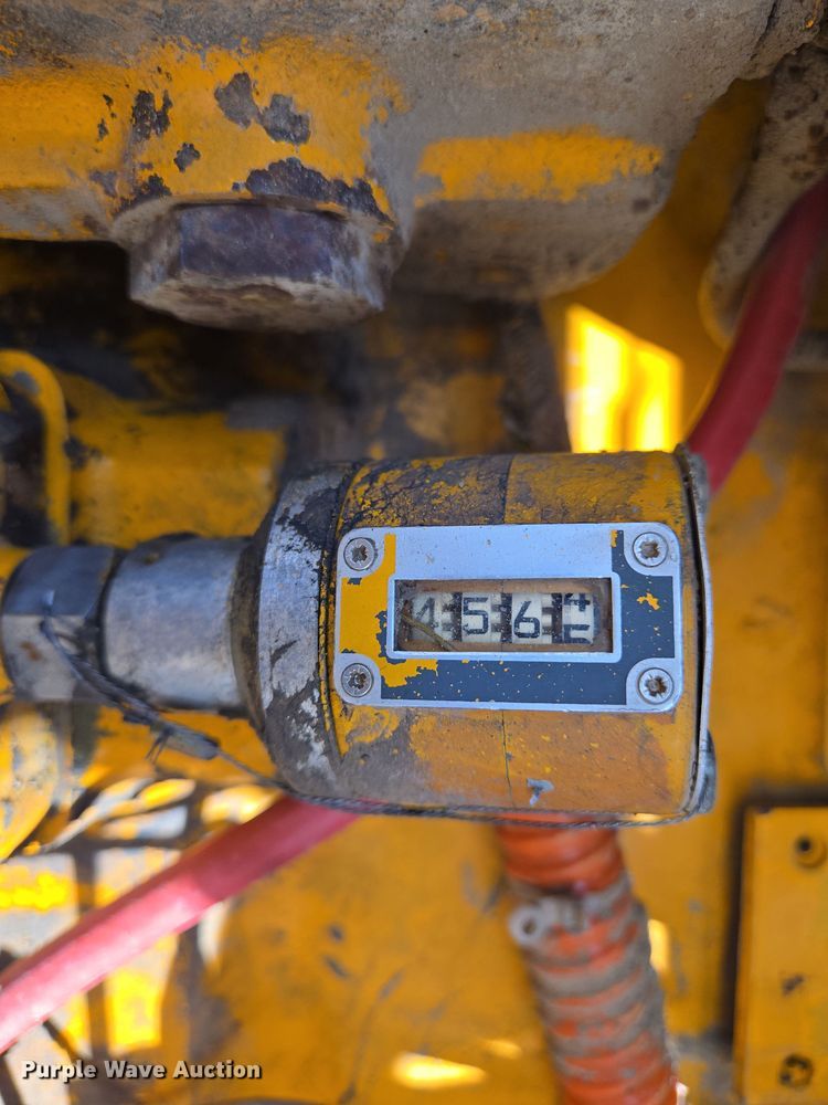 image for item EN8773 John Deere 770 motor grader