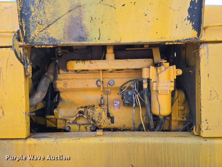 image for item EN8773 John Deere 770 motor grader