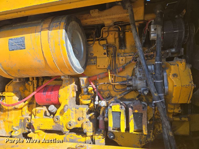 image for item EN8773 John Deere 770 motor grader