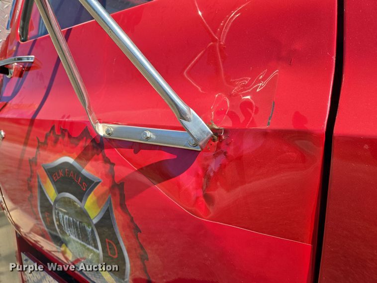 image for item EN8817 1986 GMC C6000 pumper fire truck