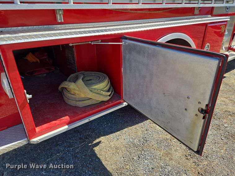 image for item EN8817 1986 GMC C6000 pumper fire truck