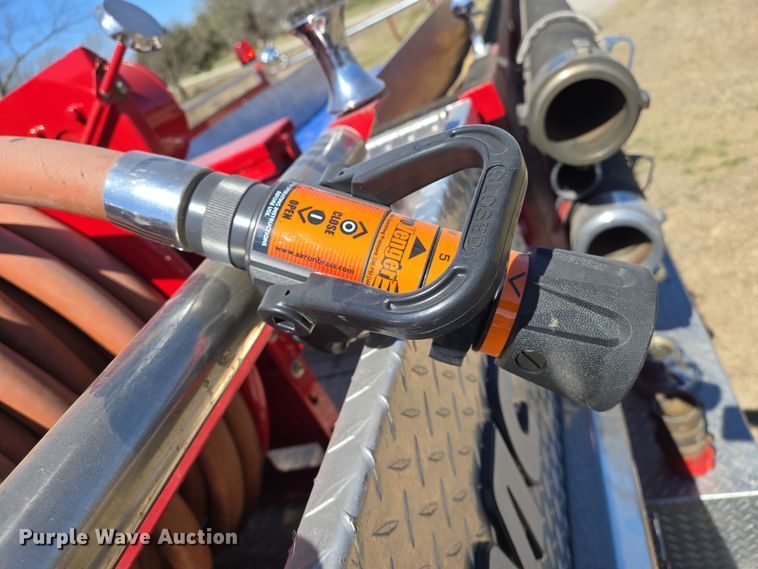 image for item EN8817 1986 GMC C6000 pumper fire truck