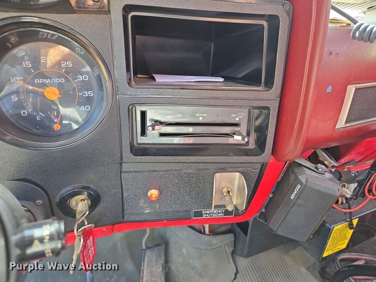 image for item EN8817 1986 GMC C6000 pumper fire truck