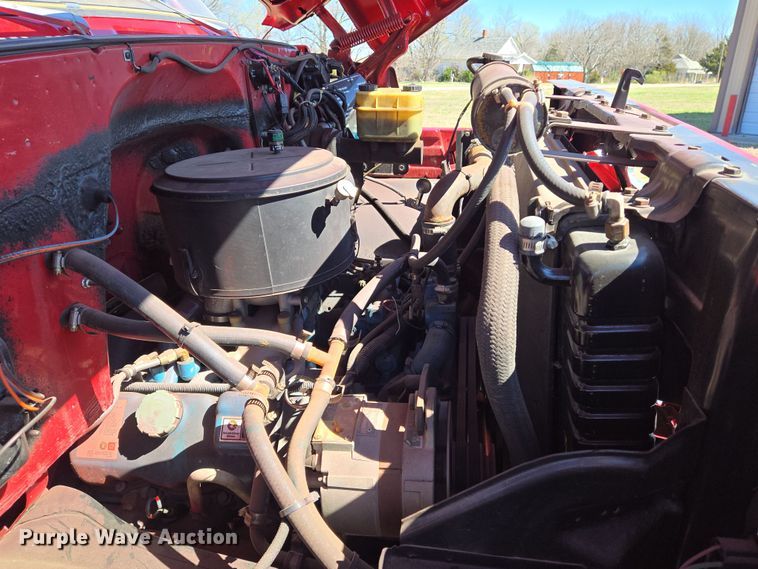 image for item EN8817 1986 GMC C6000 pumper fire truck