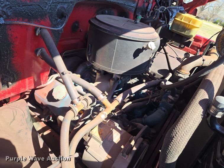 image for item EN8817 1986 GMC C6000 pumper fire truck