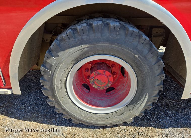 image for item EN8817 1986 GMC C6000 pumper fire truck