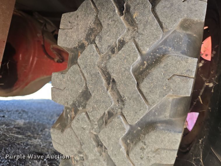 image for item EN8817 1986 GMC C6000 pumper fire truck