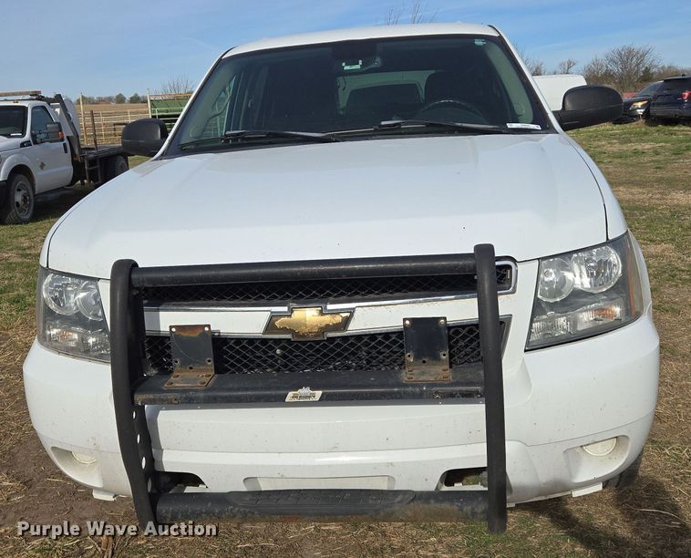 image for item EN8822 2007 Chevrolet Suburban 2500 SUV