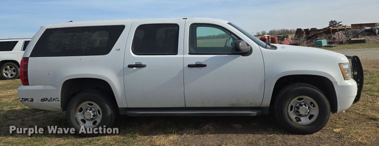 image for item EN8822 2007 Chevrolet Suburban 2500 SUV